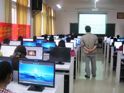 練車時什么態(tài)度，考試時什么運(yùn)氣！